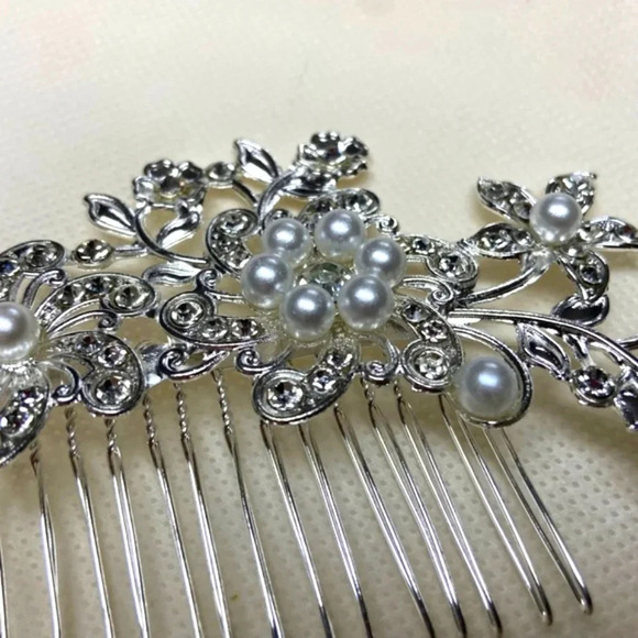 Beautiful Wedding Hair Pins & Bridal Hair Comb Set - Picture 7 of 11